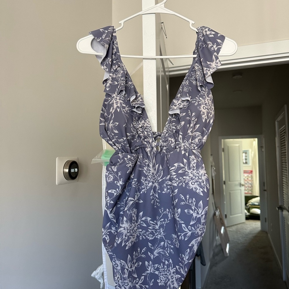 Floral Ruffle maternity bathing suit